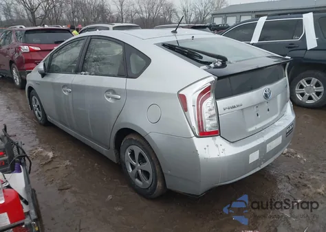 2012 Toyota Prius Two z USA, uszkodzony, nr VIN JTDKN3DU3C1522354